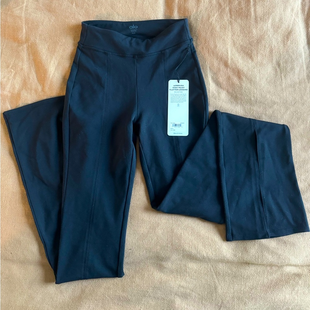 Alo Yoga - Airbrush High Waist Flutter Legging